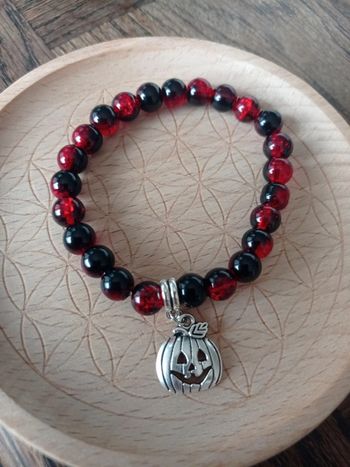 Bracelet de perles rouges et noires