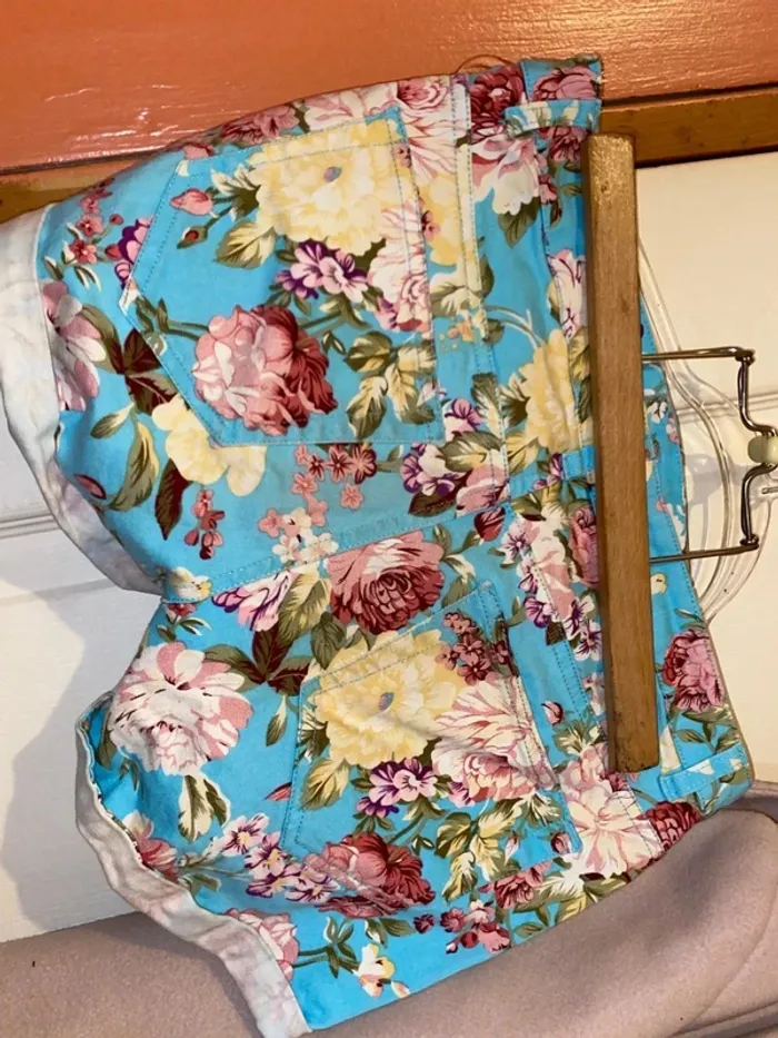 Short fleuri - photo numéro 3