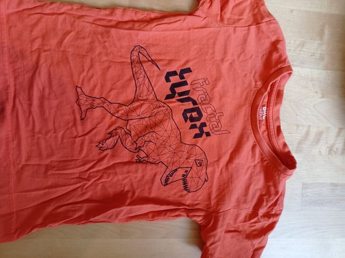 T-shirt été 6 ans. - photo numéro 2