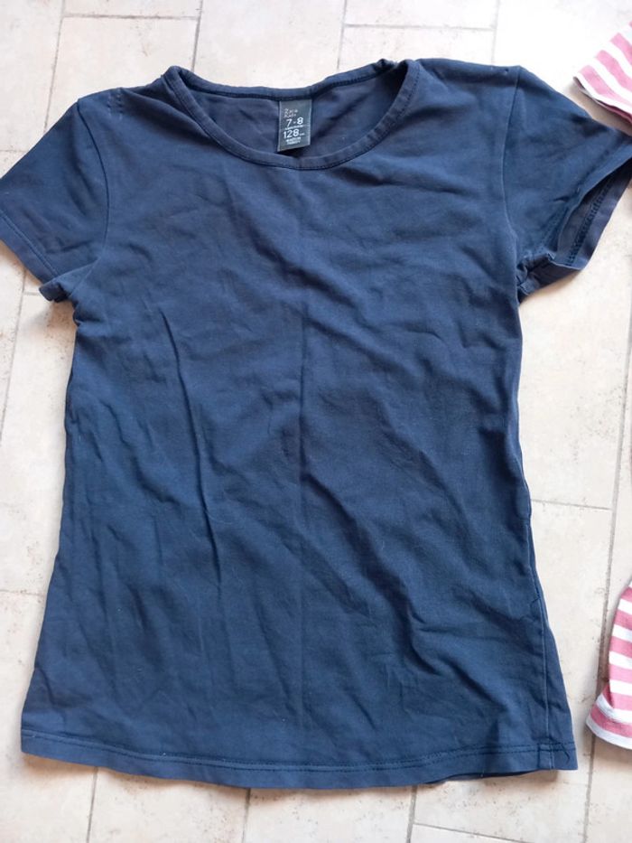 Lot 2 t-shirts (8 ans) - photo numéro 2