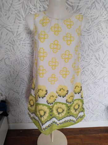 Jolie robe d'été femme marque Teddy Smith taille 38