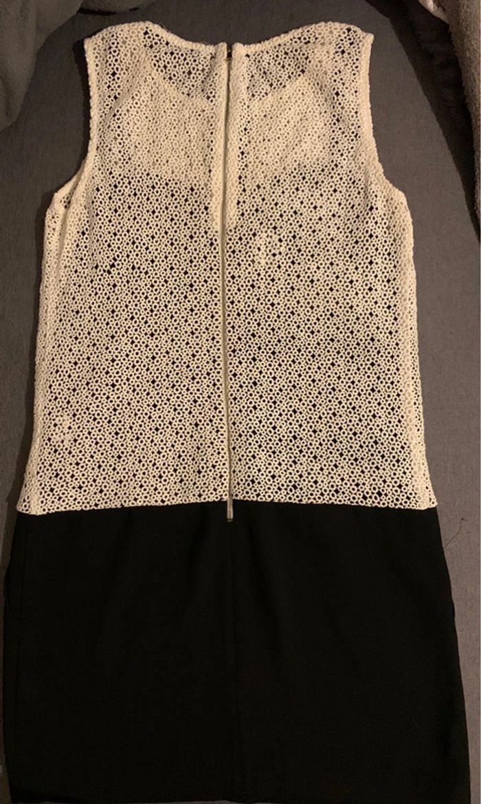 Robe dentelle de qualité - photo numéro 2