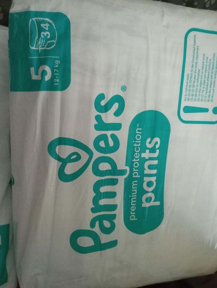 Couches Pampers premium protection  pants - photo numéro 2