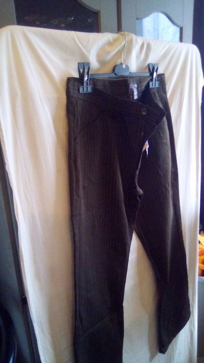 Pantalon marron rayé "H&M" - photo numéro 3
