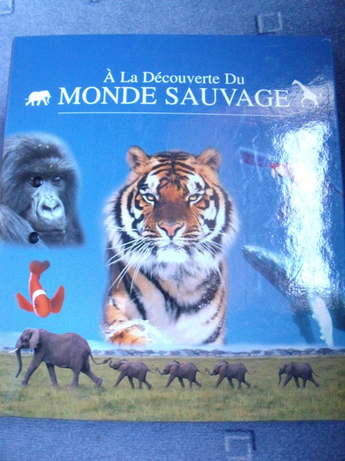 Classeur A la découverte du monde sauvage