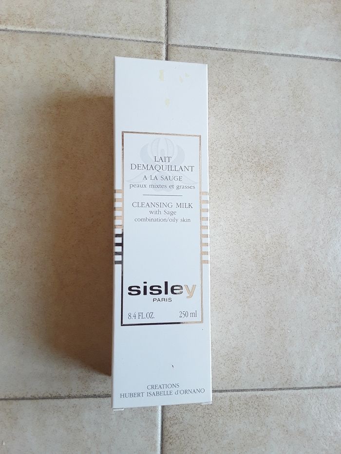 Lait demaquillant à la sauge 250ml Sisley neuf - photo numéro 2