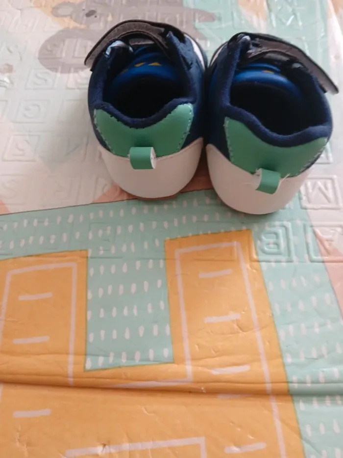 Chaussures bébé - photo numéro 3
