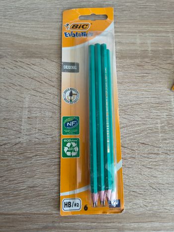Fourniture scolaire marque bic