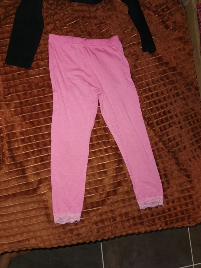 Lot tee shirt et legging - photo numéro 3