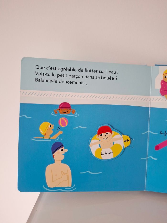 Livre KIDIDOC "Tous à la piscine" - photo numéro 4