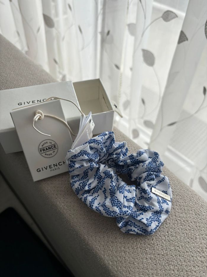 Chouchou pour femme ou fille Givenchy