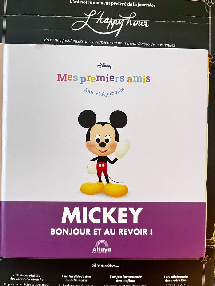 Livre Disney mes premiers amis : Mickey, inclus la figurine - photo numéro 2