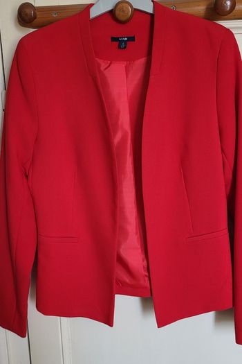 Veste rouge kiabi T38