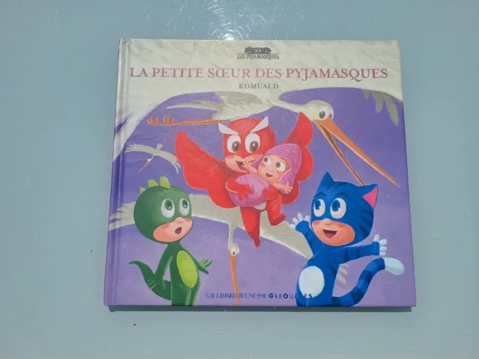 Tome 12 : La petite soeur des Pyjamasques - photo numéro 2