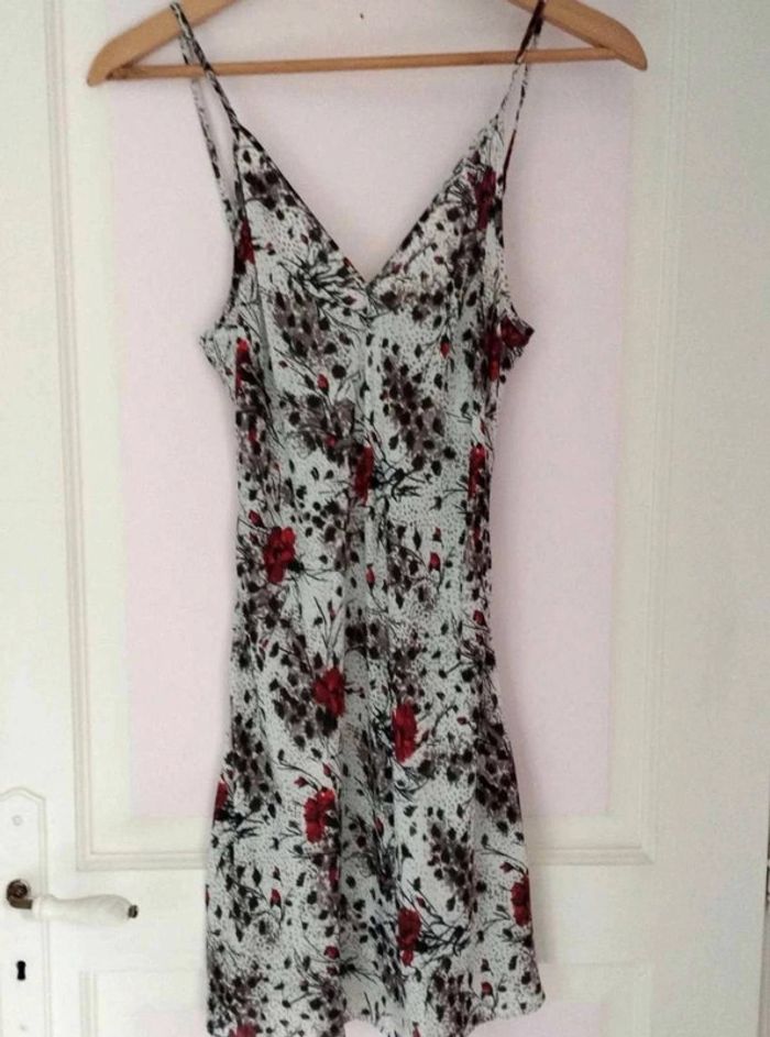 Robe  100%  mousseline de soie -  Doublure  sous robe  -  The Kooples  -  S -  Excellent  état - photo numéro 11