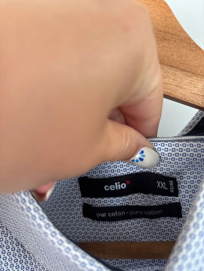 Chemise 100% coton blanche à motifs bleus celio taille XXL 45/46 - photo numéro 4
