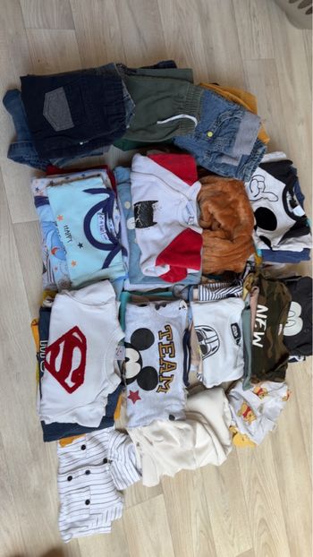 Gros lot de vêtements 