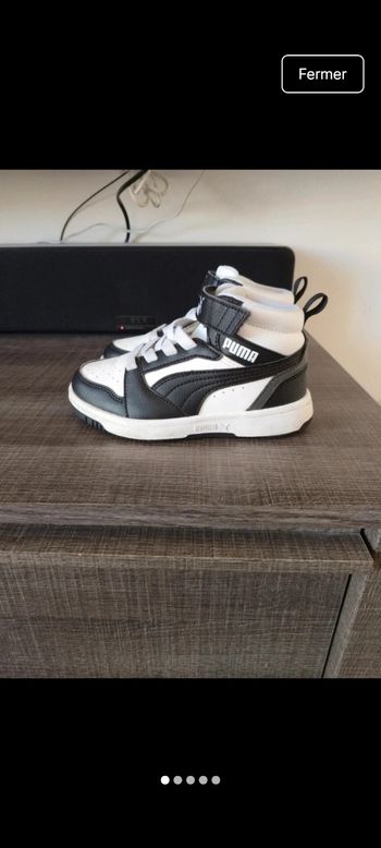 Baskets neuves taille 28