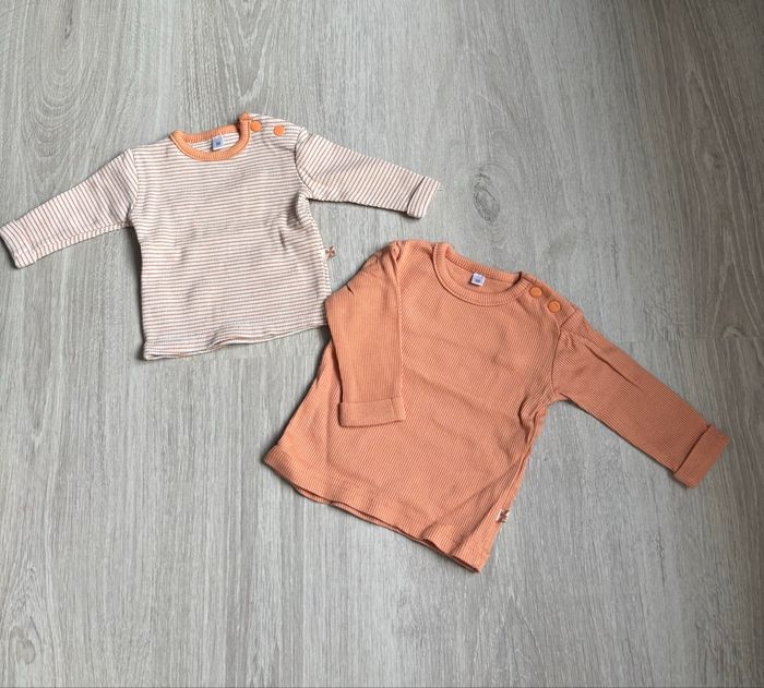 Lot de 2 teeshirt manches longues