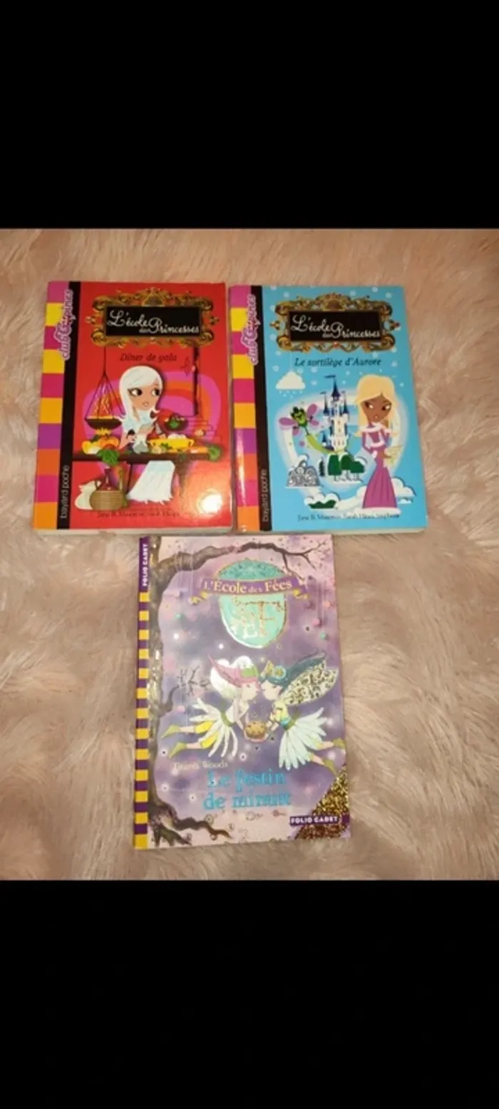 Lot de 3 romans princesses et fées