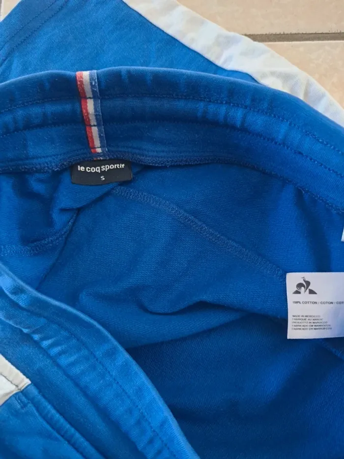 Short bleu taille élastique taille S 🚹 Le Coq Sportif en TBE - photo numéro 2