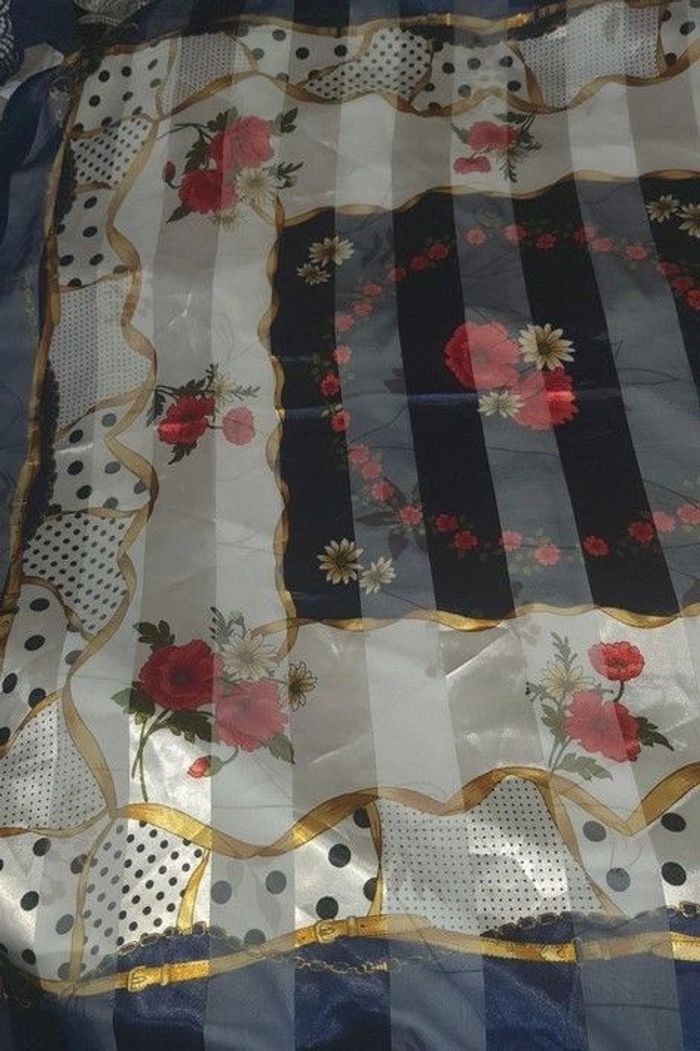 Superbe foulard pour femme - photo numéro 4