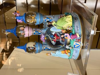 Statuette Disney Castle – Snow Globe Collector Disneyland Paris