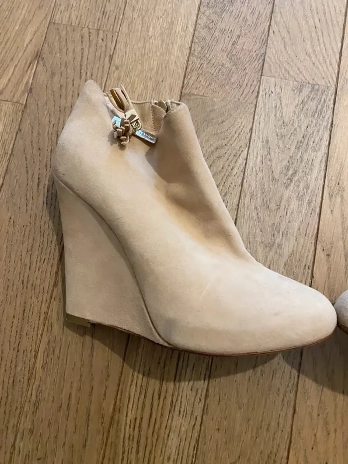 Bottines à talon invisible beige Elisabetta Franchi taille 38 1/2 - photo numéro 9