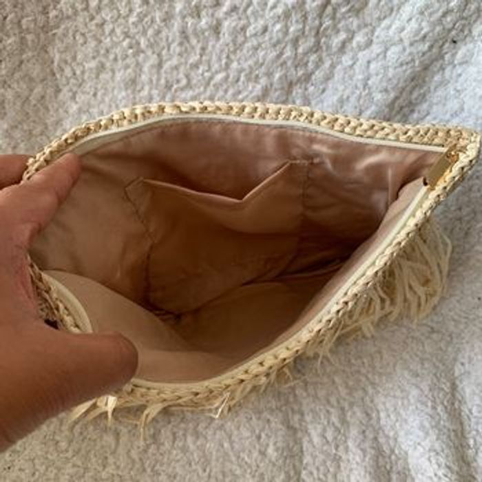 Pochette en raffia/paille - photo numéro 3