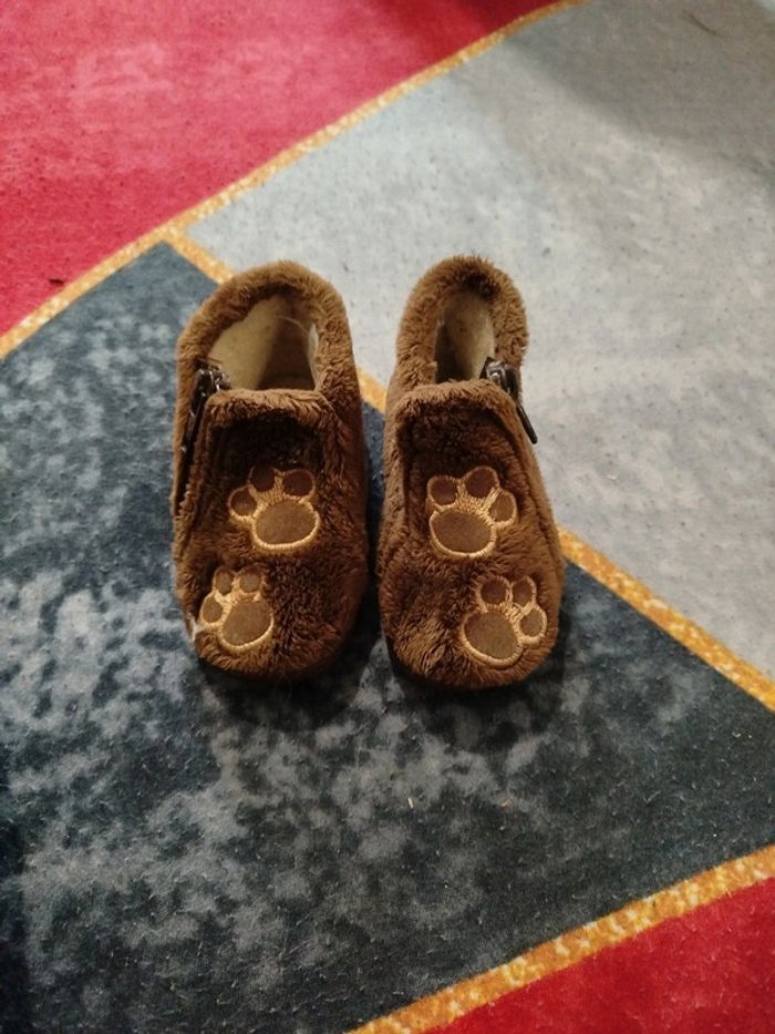 Chausson patte ours 18