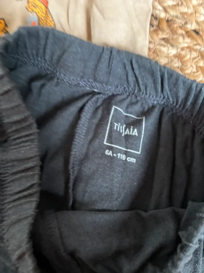 Pyjama 2 pièces garçon 6 ans parfait état savane t-shirt pantalon Tissaia - photo numéro 3