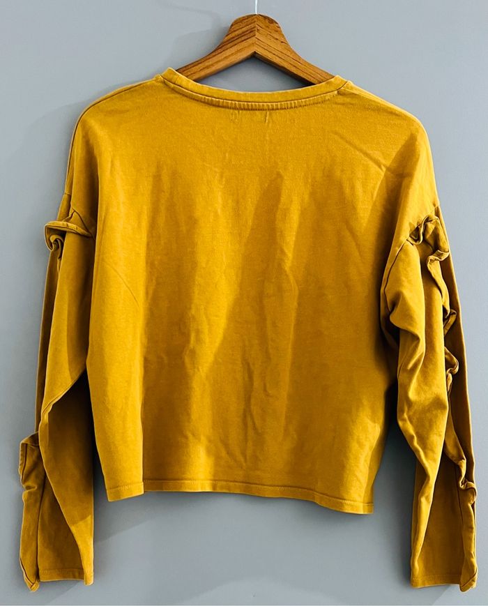Sweat pull haut femme jaune Taille S Bershka - photo numéro 2