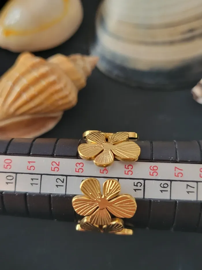 Bague ouverte acier inoxydable motif fleurs large Dorée - photo numéro 5