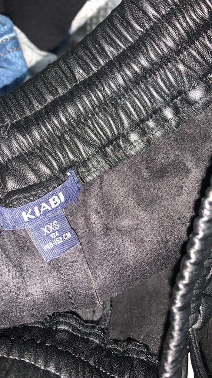 Pantalon simili - photo numéro 2