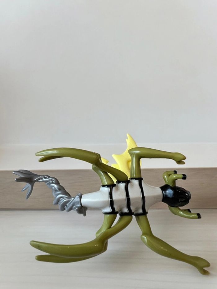 2006 Bandai Rare figurine articulée Ben 10 Stinkfly Stink Fly 10cm - photo numéro 6