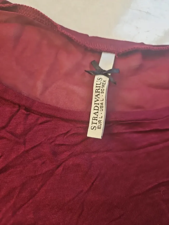 Haut femme / haut bordeau/ haut stradivarius - photo numéro 2