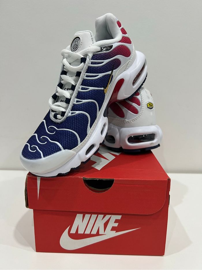 Chaussure Nike TN Ici c'est Paris - photo numéro 7