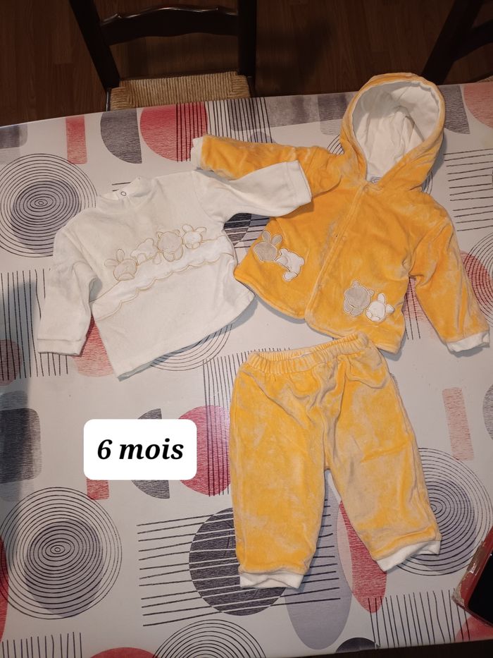 Tenue ensemble très chaud Taille 6 mois