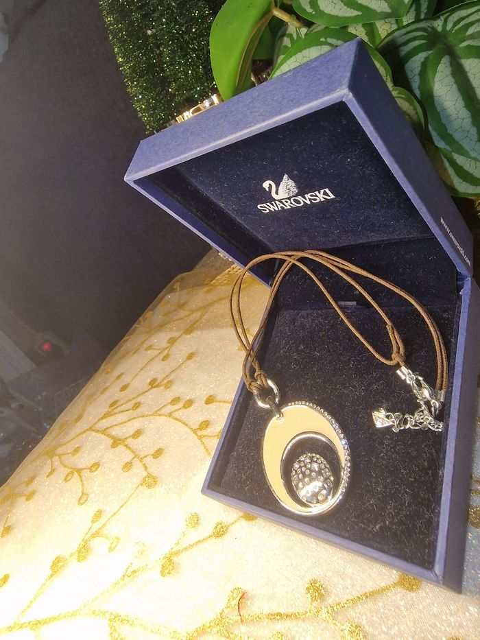 Collier Swarovski Authentique - photo numéro 3
