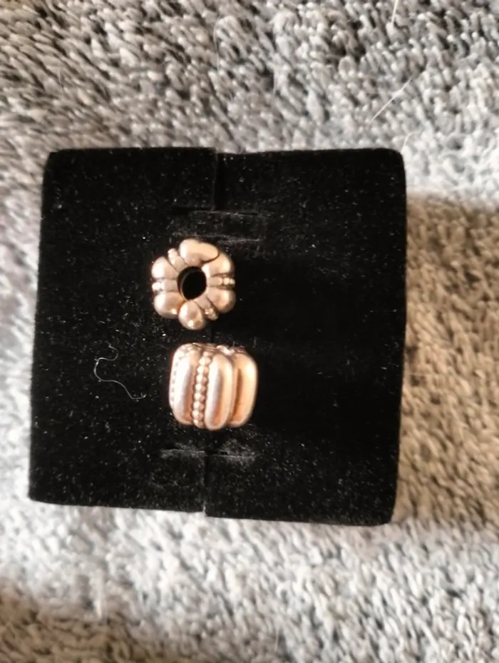 Charm clip pandora