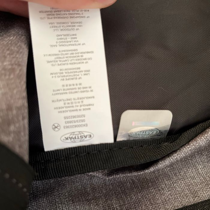 Sac à dos eastpak gris 24 Litres - photo numéro 8