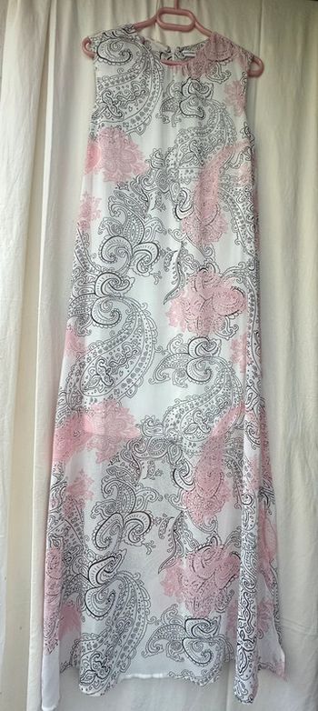 Robe longue sans manches zippée au dos, doublée