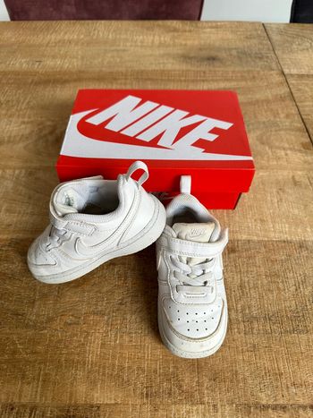 Nike court borough low