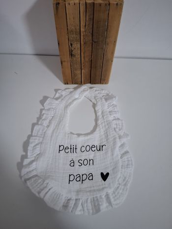 Bavoir personnalisé petit coeur a son papa 
