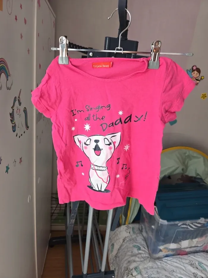 Tee shirt tissaia taille 5 ans