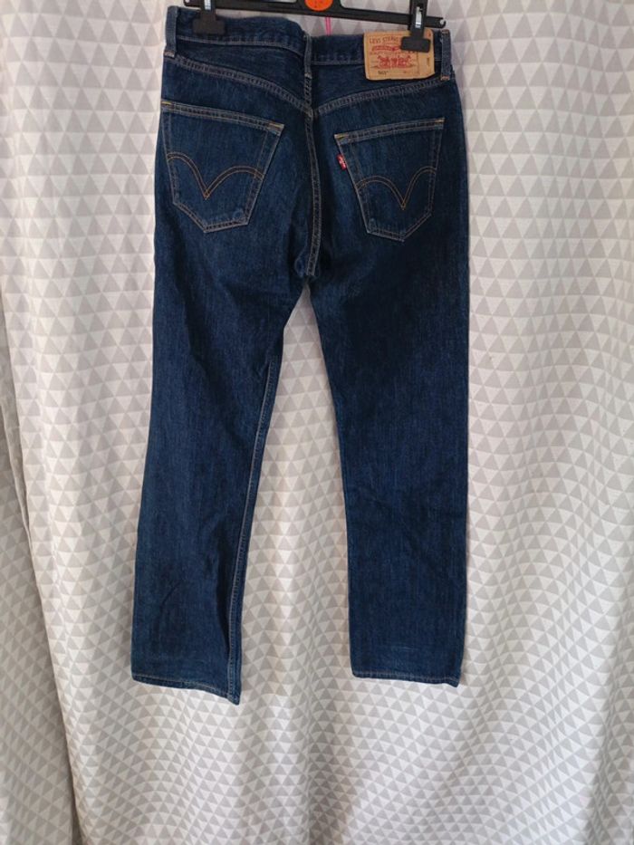 Jean Levi's 501  32/34 taille 42 - photo numéro 2