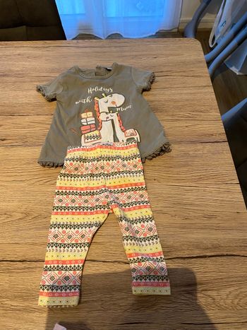 Ensemble legging et teeshirt