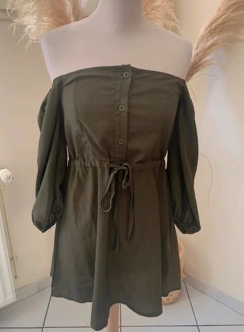 Robe à manches longues, kaki, Prettylittlething
