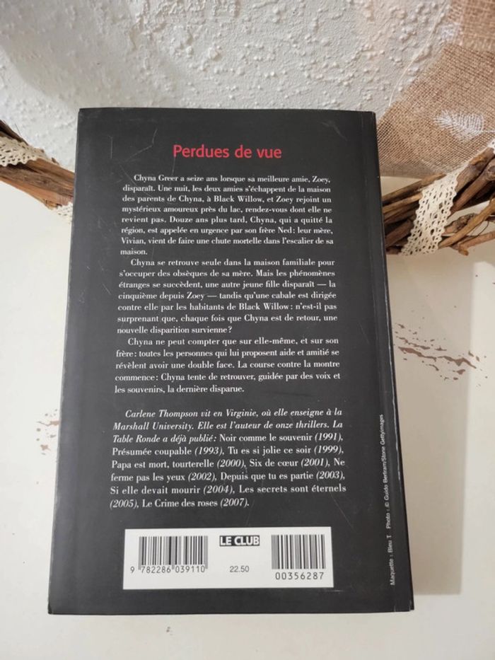 Livre fantastique "Perdues de vue" de Carlene Thompson - photo numéro 3