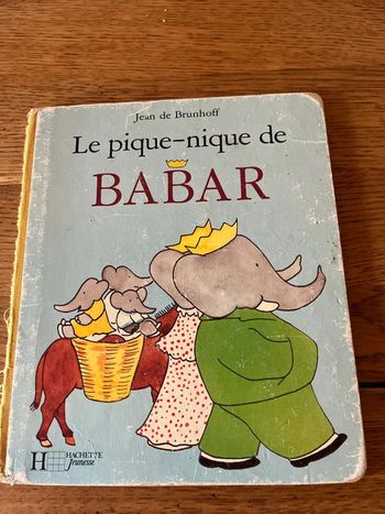 Livre le pique nique de babar